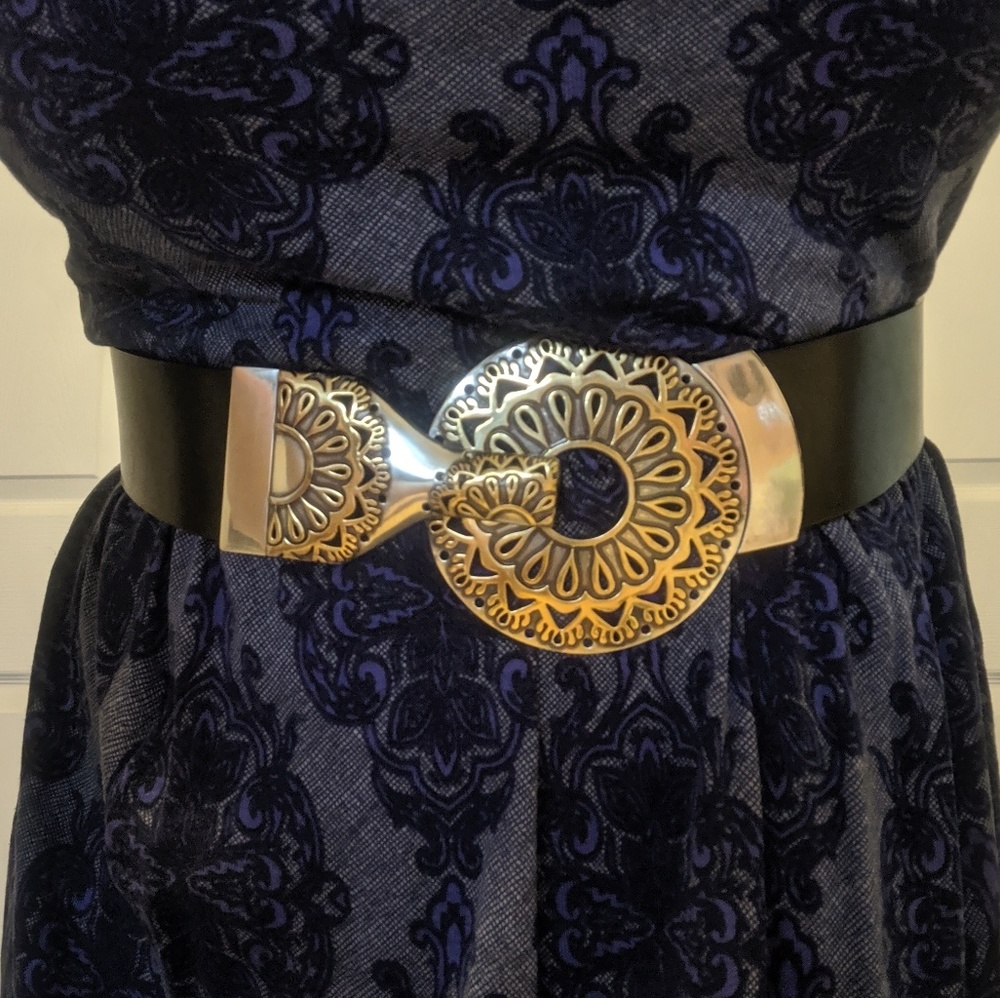 💛 Gold Silver Chico's Leather Thick Waist Belt 💛